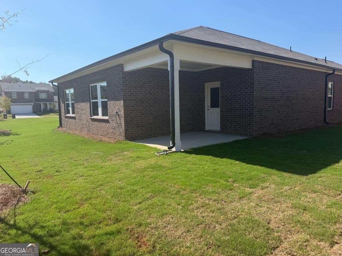 4 bedroom, 3 bathroom single family residence for sale at 604 Lapari Court, Mcdonough, GA 30253 — photo 3
