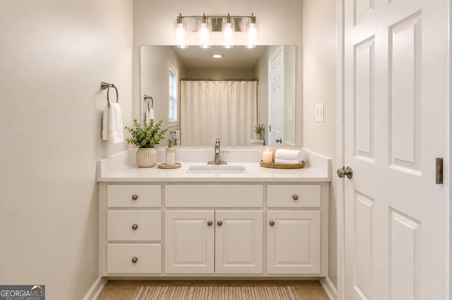 2 bedroom, 2 bathroom, 1,092 sq ft single family residence for sale at 2354 Airport Drive, Athens, GA 30605 — photo 7