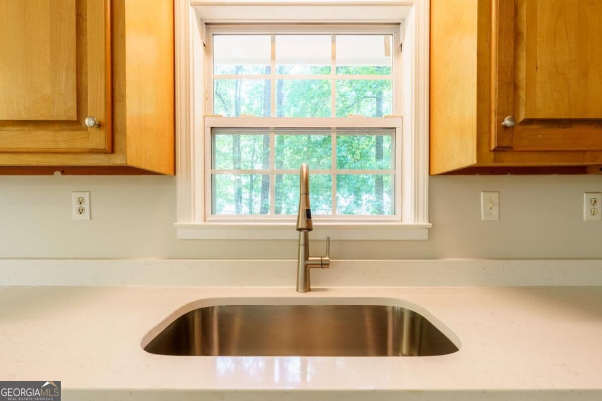 2 bedroom, 2 bathroom, 1,092 sq ft single family residence for sale at 2354 Airport Drive, Athens, GA 30605 — photo 10