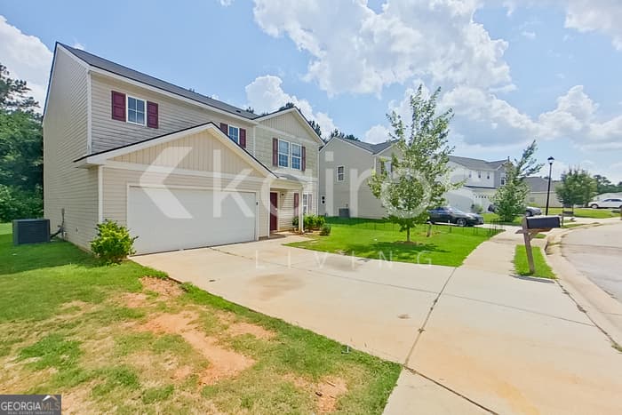 4 bedroom, 3 bathroom, 1,811 sq ft single family residence for rent at 207 Hawthorn Trail, Macon, GA 31210 for $2,025 a month — photo 2