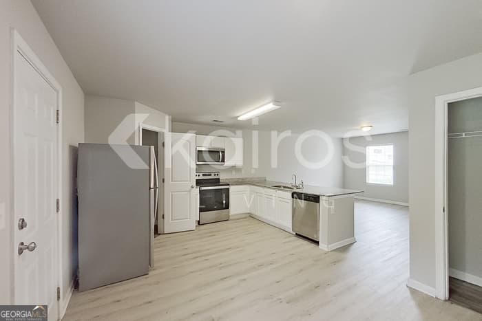 4 bedroom, 3 bathroom, 1,811 sq ft single family residence for rent at 207 Hawthorn Trail, Macon, GA 31210 for $2,025 a month — photo 8