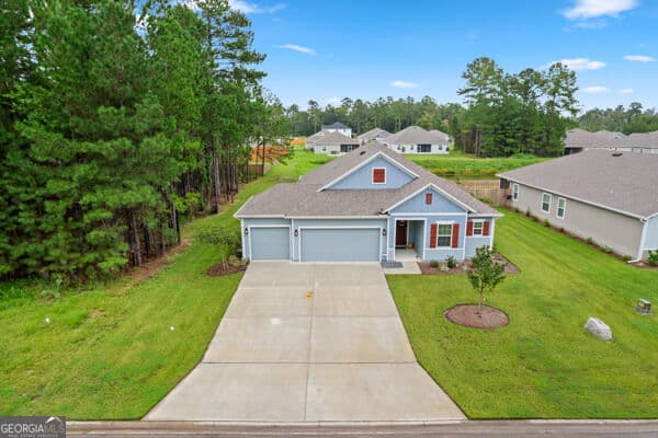3 bedroom, 2 bathroom, 1,988 sq ft single family residence for sale at 137 Breakwater Loop, Kingsland, GA 31548 — photo 5