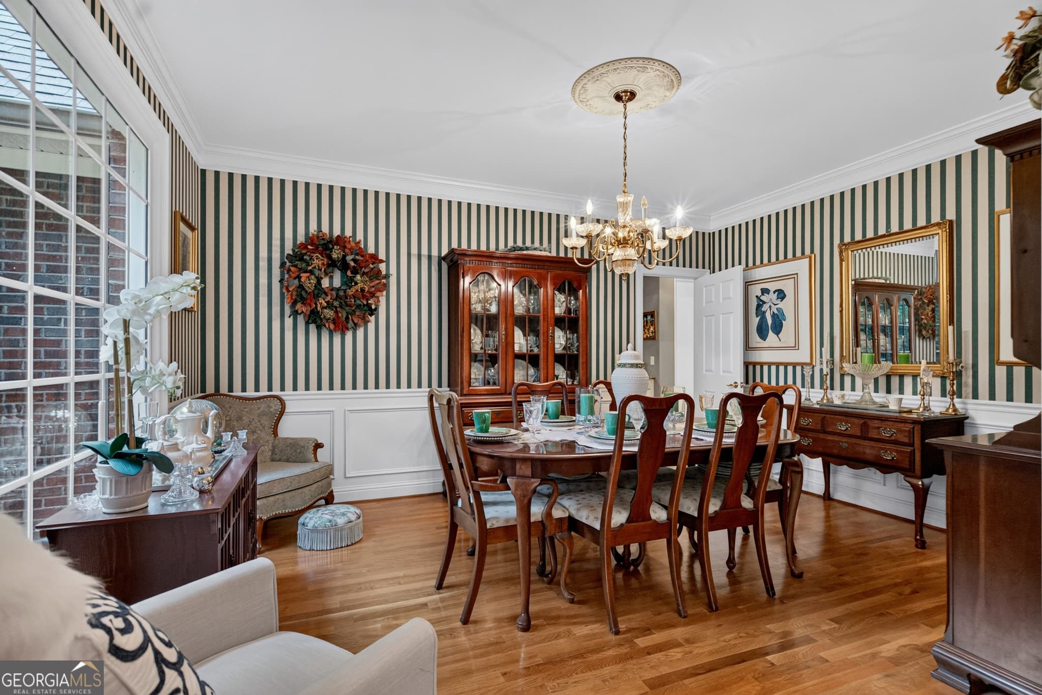 5 bedroom, 4.5 bathroom, 4,518 sq ft single family residence for sale at 1026 Riverside Drive, Lagrange, GA 30240 — photo 3