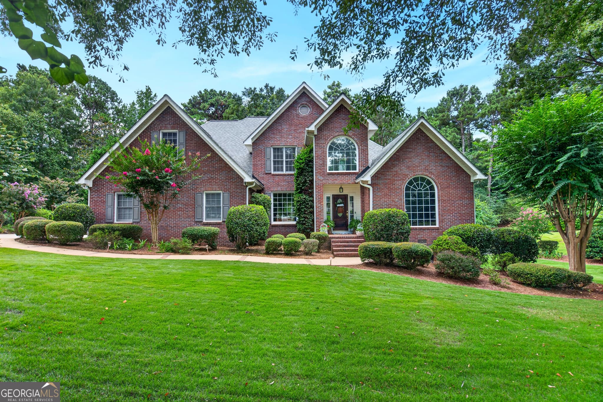 5 bedroom, 4.5 bathroom, 4,518 sq ft single family residence for sale at 1026 Riverside Drive, Lagrange, GA 30240 — photo 1 of 45