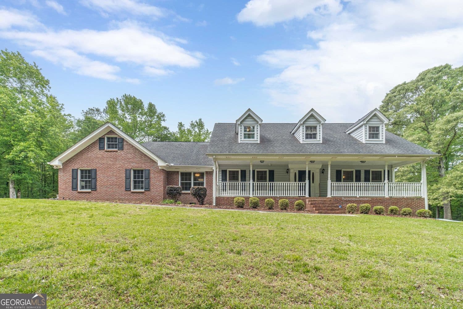 4 bedroom, 2.5 bathroom, 3,615 sq ft single family residence sold at 2291 Rabbit Farm Circle, Loganville, GA 30052