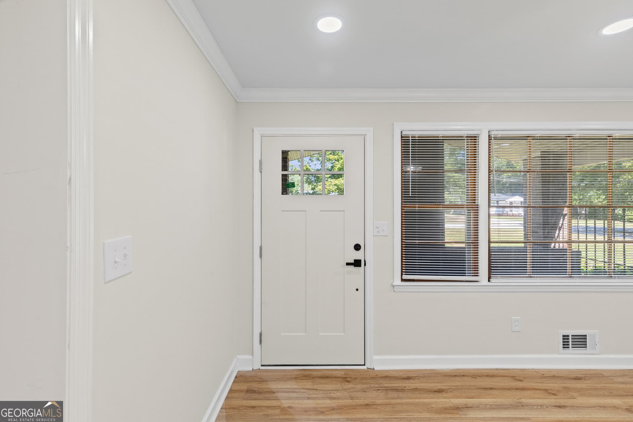 3 bedroom, 2 bathroom, 1,734 sq ft single family residence under contract at 2154 Silverdale Road, Augusta, GA 30906 — photo 3