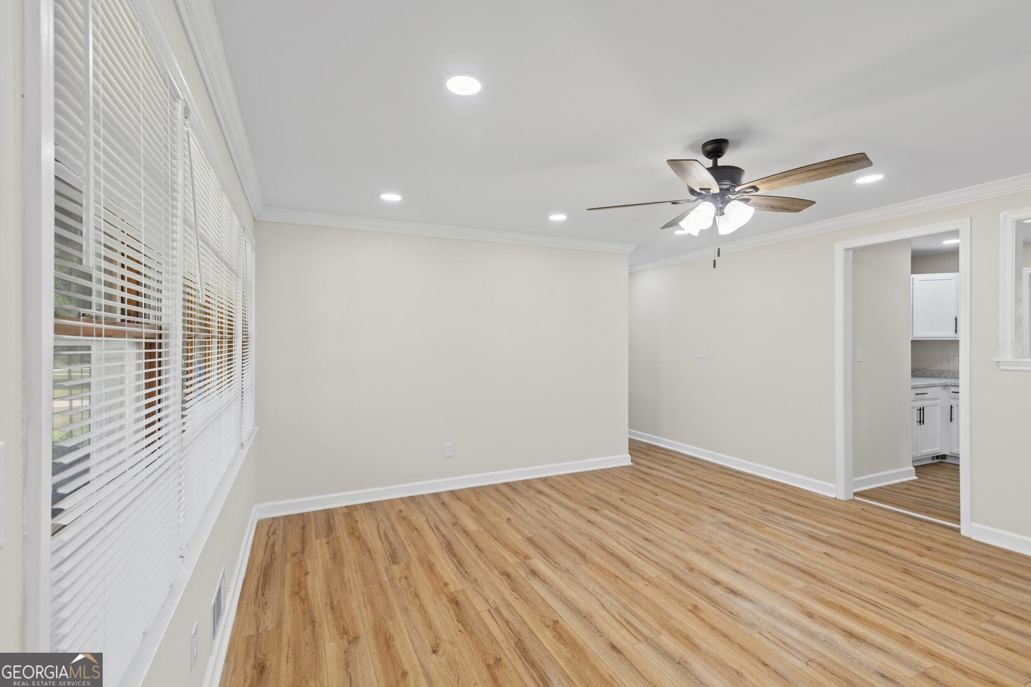 3 bedroom, 2 bathroom, 1,734 sq ft single family residence under contract at 2154 Silverdale Road, Augusta, GA 30906 — photo 5