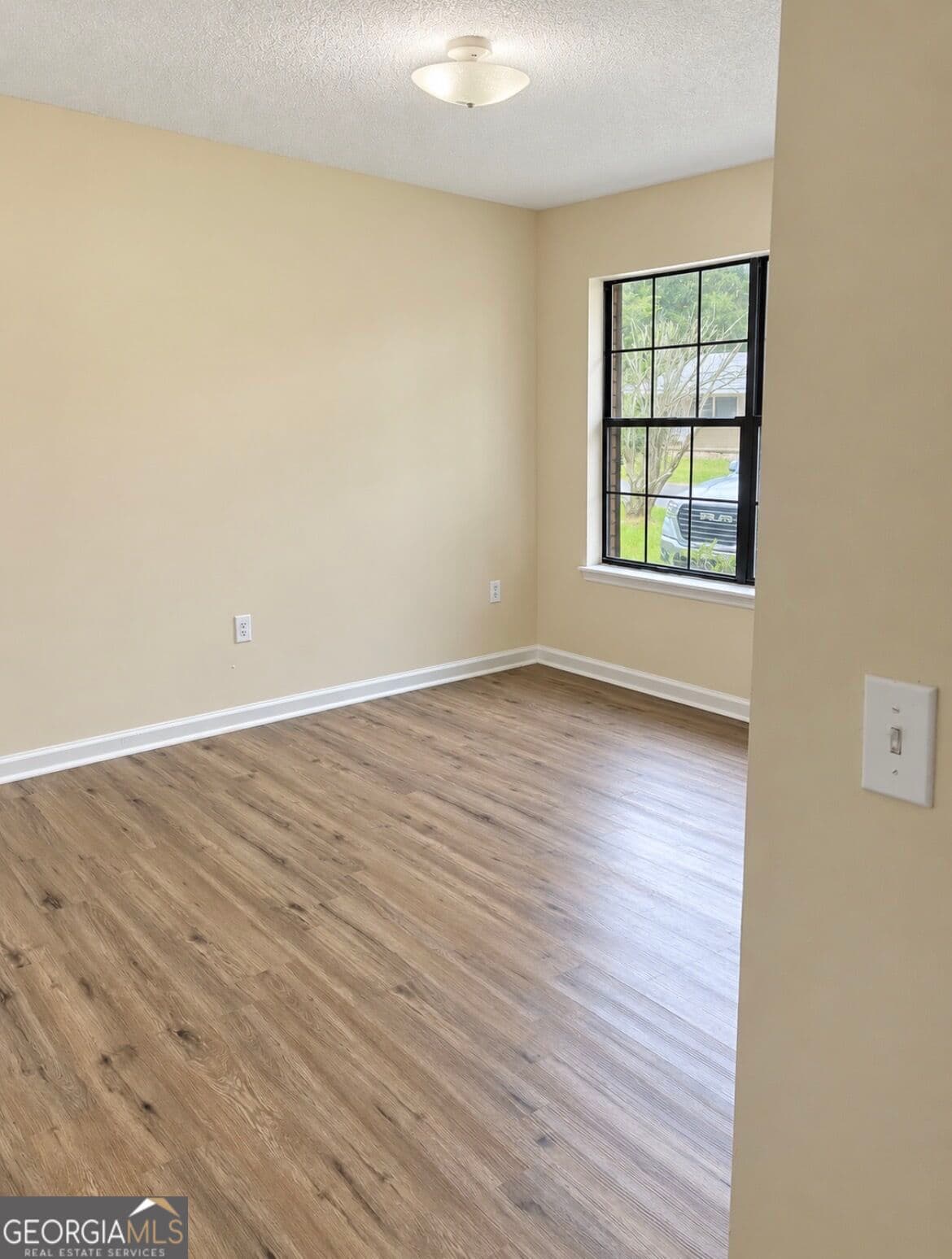 3 bedroom, 1 bathroom, 2,050 sq ft single family residence for sale at 187 Upson Street, Pelham, GA 31779 — photo 10