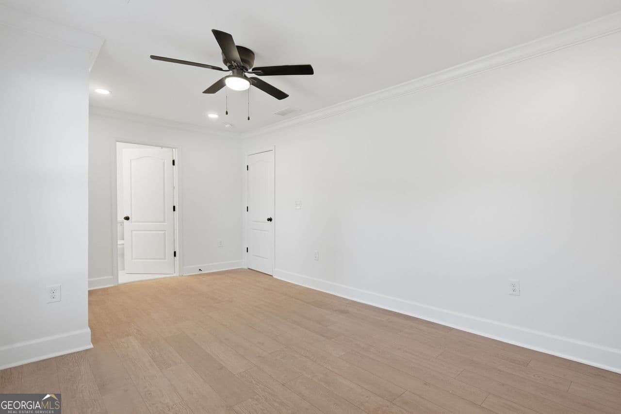 5 bedroom, 4.5 bathroom, 1,612 sq ft single family residence for sale at 7516 Conyers Street, Lithonia, GA 30058 — photo 10