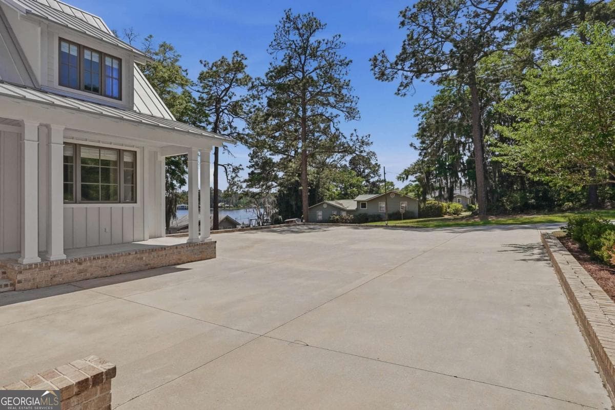5 bedroom, 5 bathroom, 3,900 sq ft single family residence for sale at 620 Lakeshore Drive, Cordele, GA 31015 — photo 10