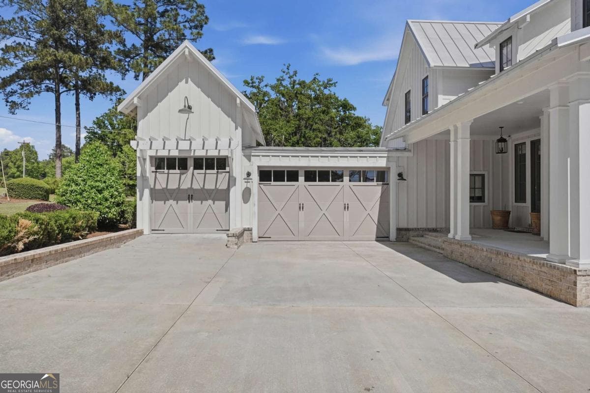 5 bedroom, 5 bathroom, 3,900 sq ft single family residence for sale at 620 Lakeshore Drive, Cordele, GA 31015 — photo 8