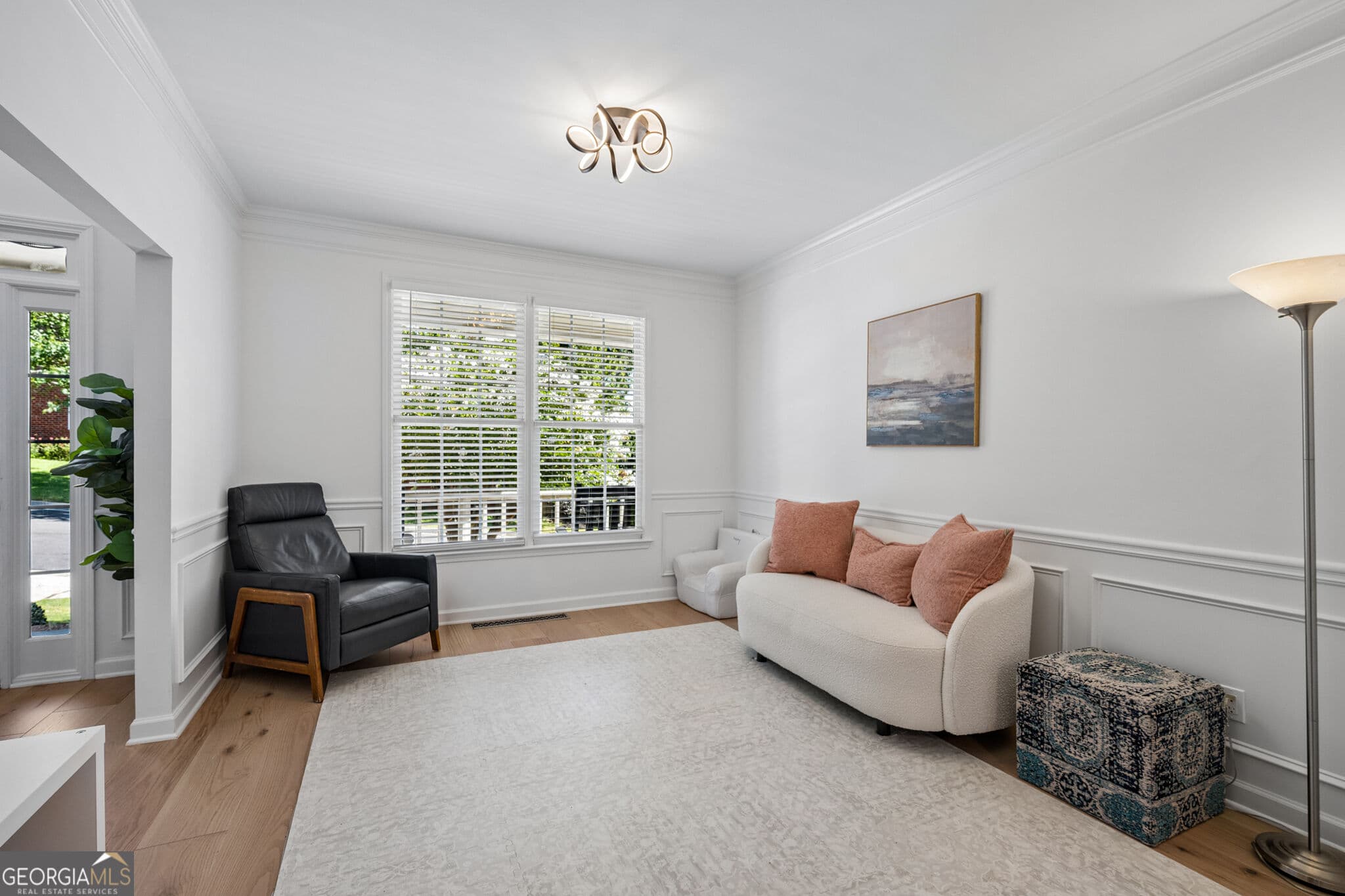 5 bedroom, 3.5 bathroom, 4,370 sq ft single family residence for sale at 2024 Gramercy Circle, Chamblee, GA 30341 — photo 9
