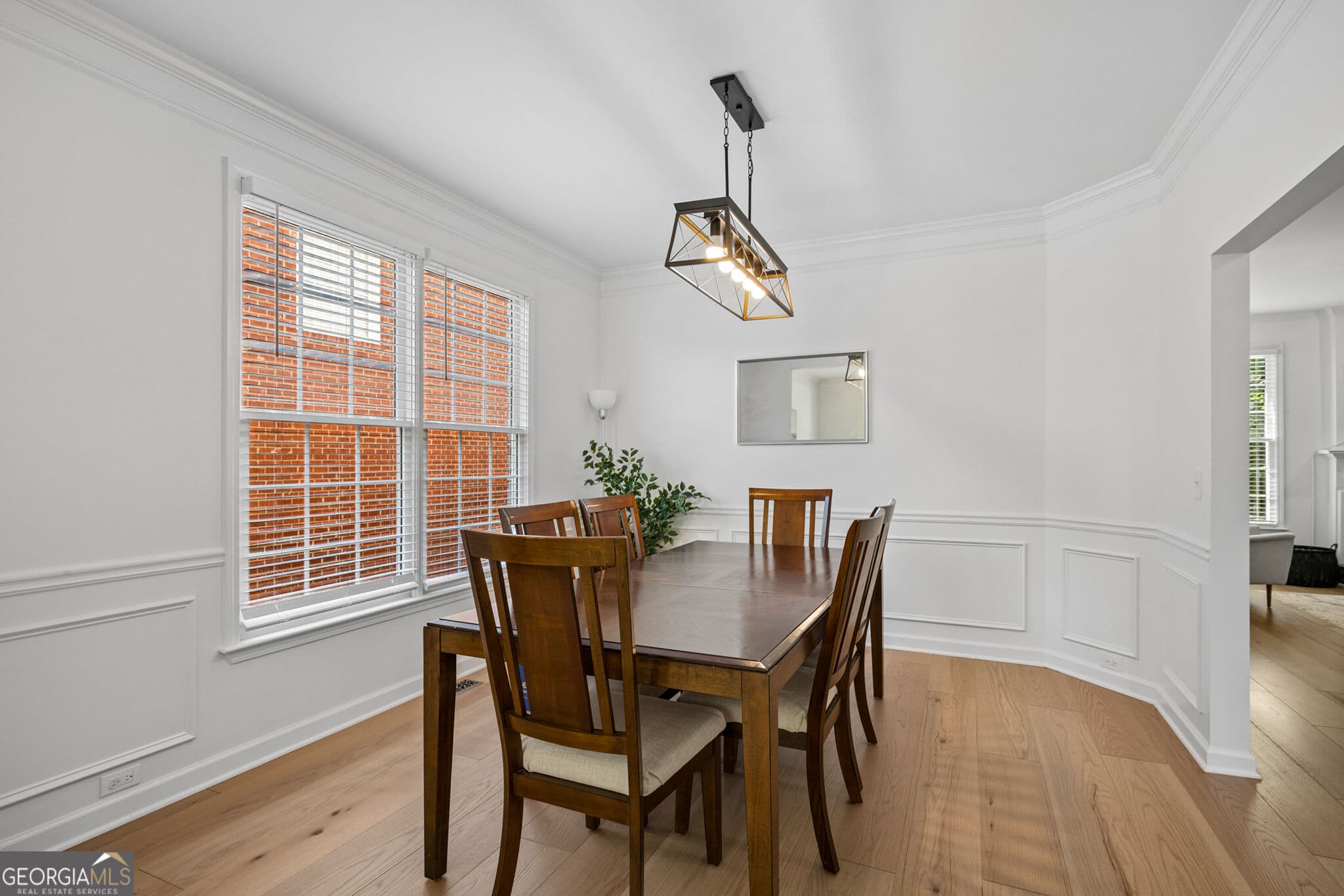 5 bedroom, 3.5 bathroom, 4,370 sq ft single family residence for sale at 2024 Gramercy Circle, Chamblee, GA 30341 — photo 10