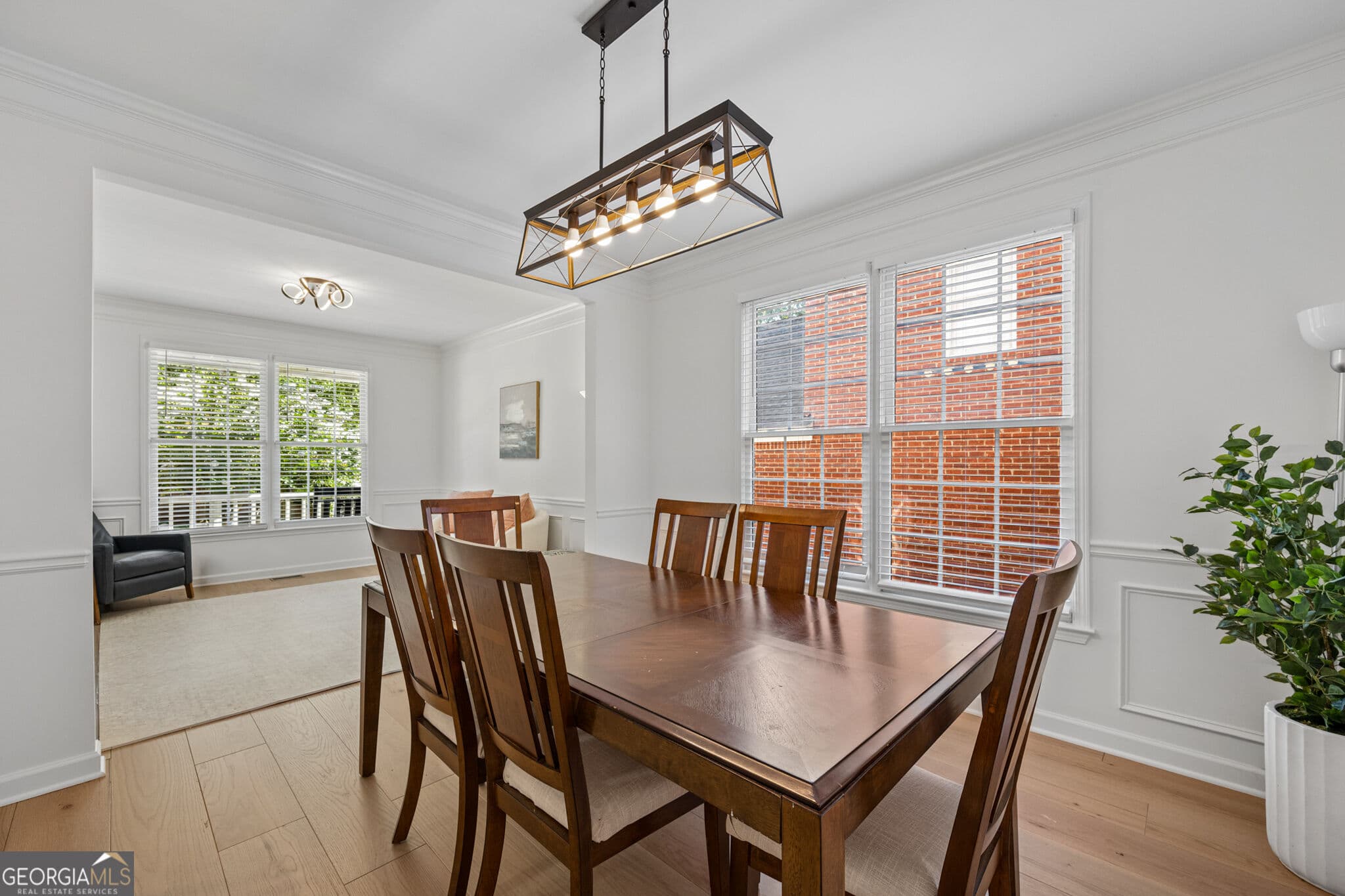 5 bedroom, 3.5 bathroom, 4,370 sq ft single family residence for sale at 2024 Gramercy Circle, Chamblee, GA 30341 — photo 8