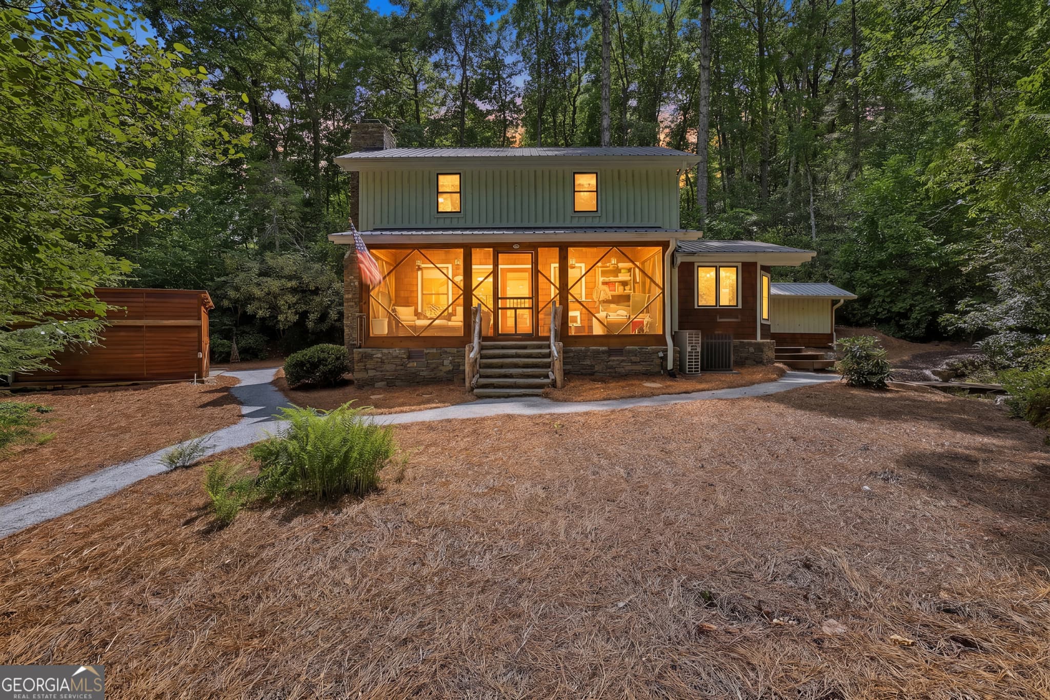 3 bedroom, 2 bathroom, 1,686 sq ft cabin,single family residence for sale at 383 Bull Frog Lane, Clayton, GA 30525 — photo 8