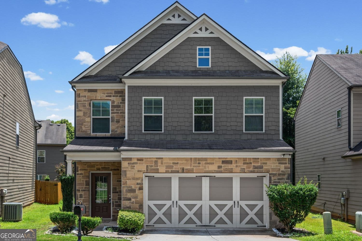 4 bedroom, 2.5 bathroom, 2,300 sq ft single family residence for sale at 5343 Catrina Way, Buford, GA 30519 — photo 6