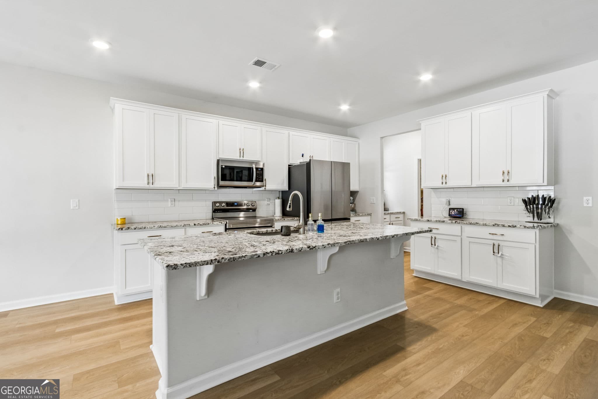 4 bedroom, 2.5 bathroom, 3,261 sq ft single family residence for sale at 111 Pioneer Way, Kingsland, GA 31548 — photo 7
