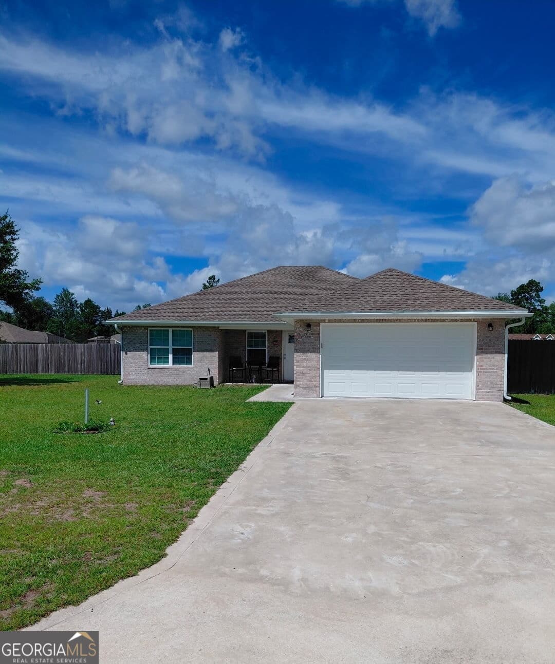 3 bedroom, 2 bathroom, 1,460 sq ft single family residence for sale at 306 Galloway Drive, Folkston, GA 31537 — photo 1 of 20