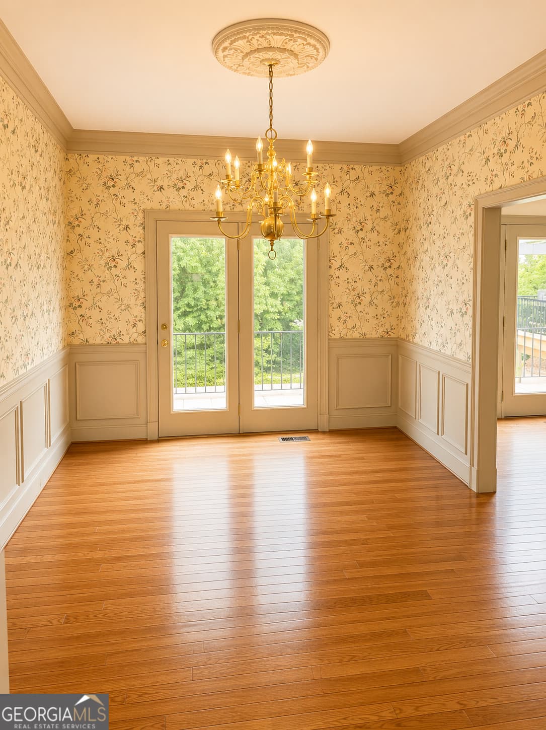 4 bedroom, 3 bathroom, 2,448 sq ft townhouse for rent at 314 Broad Street, Lagrange, GA 30240 for $2,400 a month — photo 8