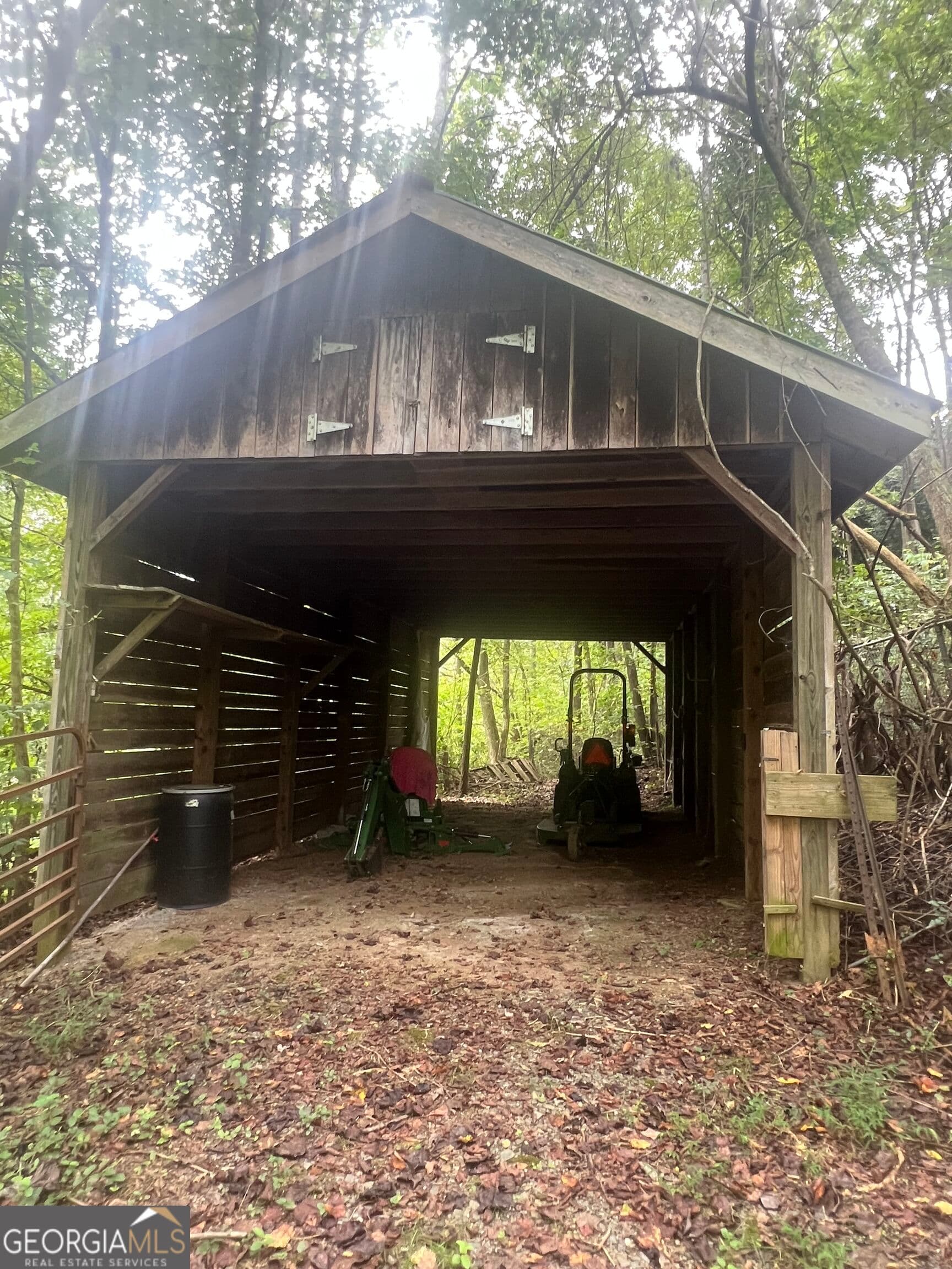 3 bedroom, 2 bathroom, 1,288 sq ft single family residence for sale at 14694 N Hwy 515, Ellijay, GA 30536 — photo 4