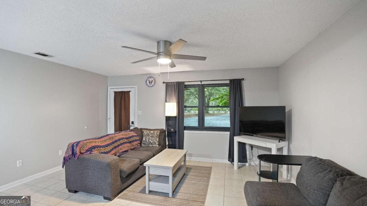 3 bedroom, 2 bathroom, 1,610 sq ft single family residence for sale at 71 Salette Street, Hinesville, GA 31313 — photo 7