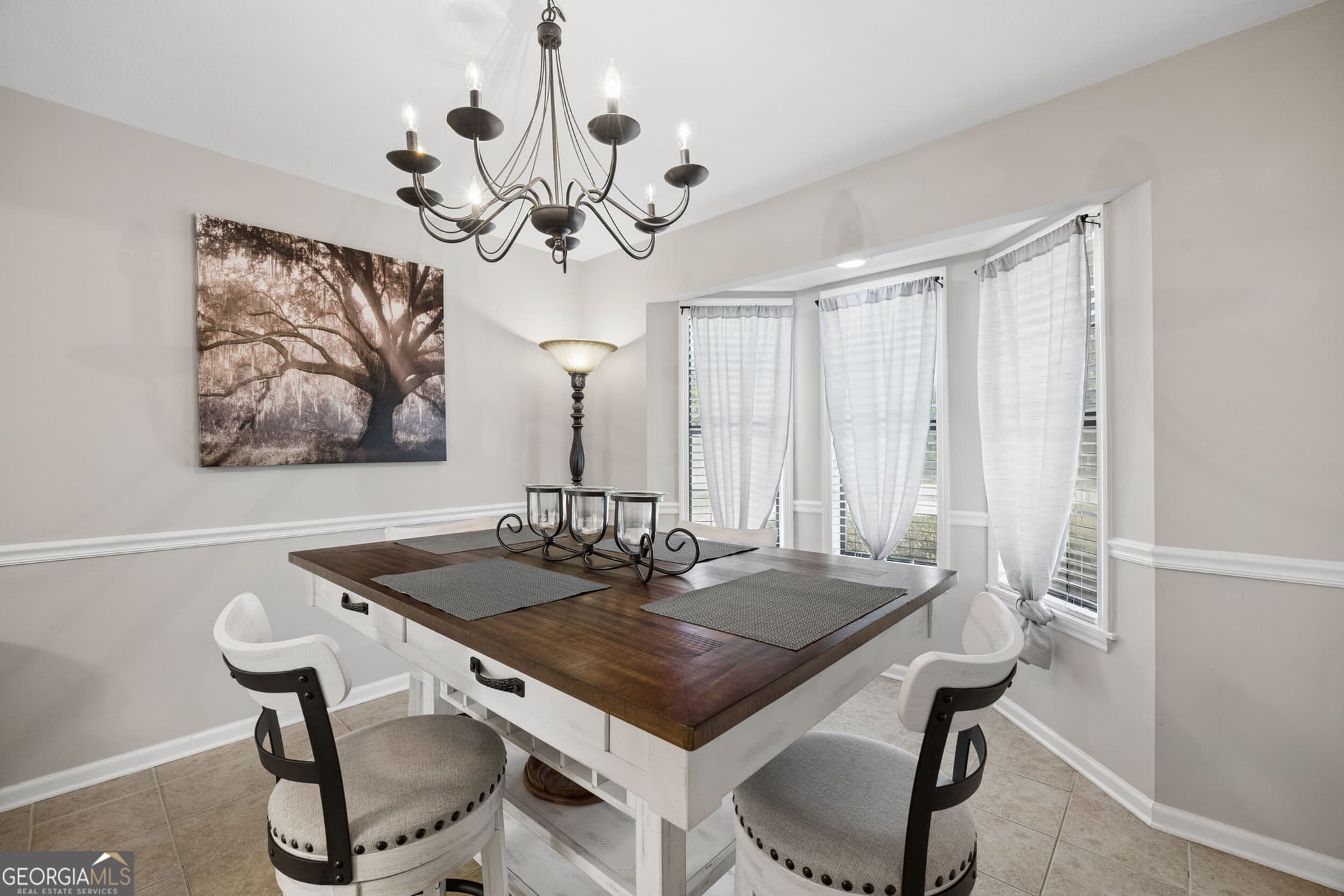 4 bedroom, 3 bathroom, 2,170 sq ft single family residence for sale at 122 N Lake Drive, Brunswick, GA 31525 — photo 5
