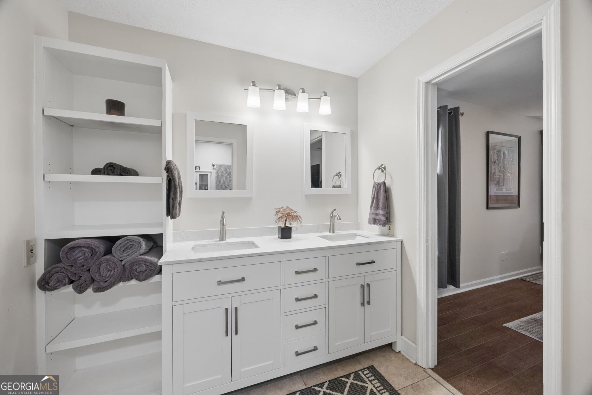 4 bedroom, 3 bathroom, 2,170 sq ft single family residence for sale at 122 N Lake Drive, Brunswick, GA 31525 — photo 8