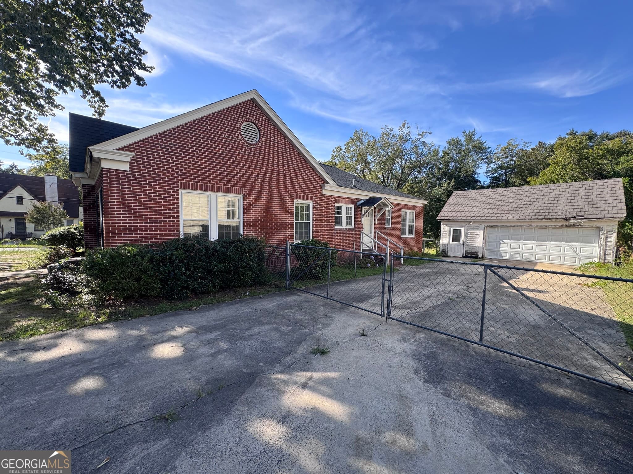 3 bedroom, 2 bathroom, 1,760 sq ft single family residence for sale at 519 Tucker Street, Dublin, GA 31021 — photo 4