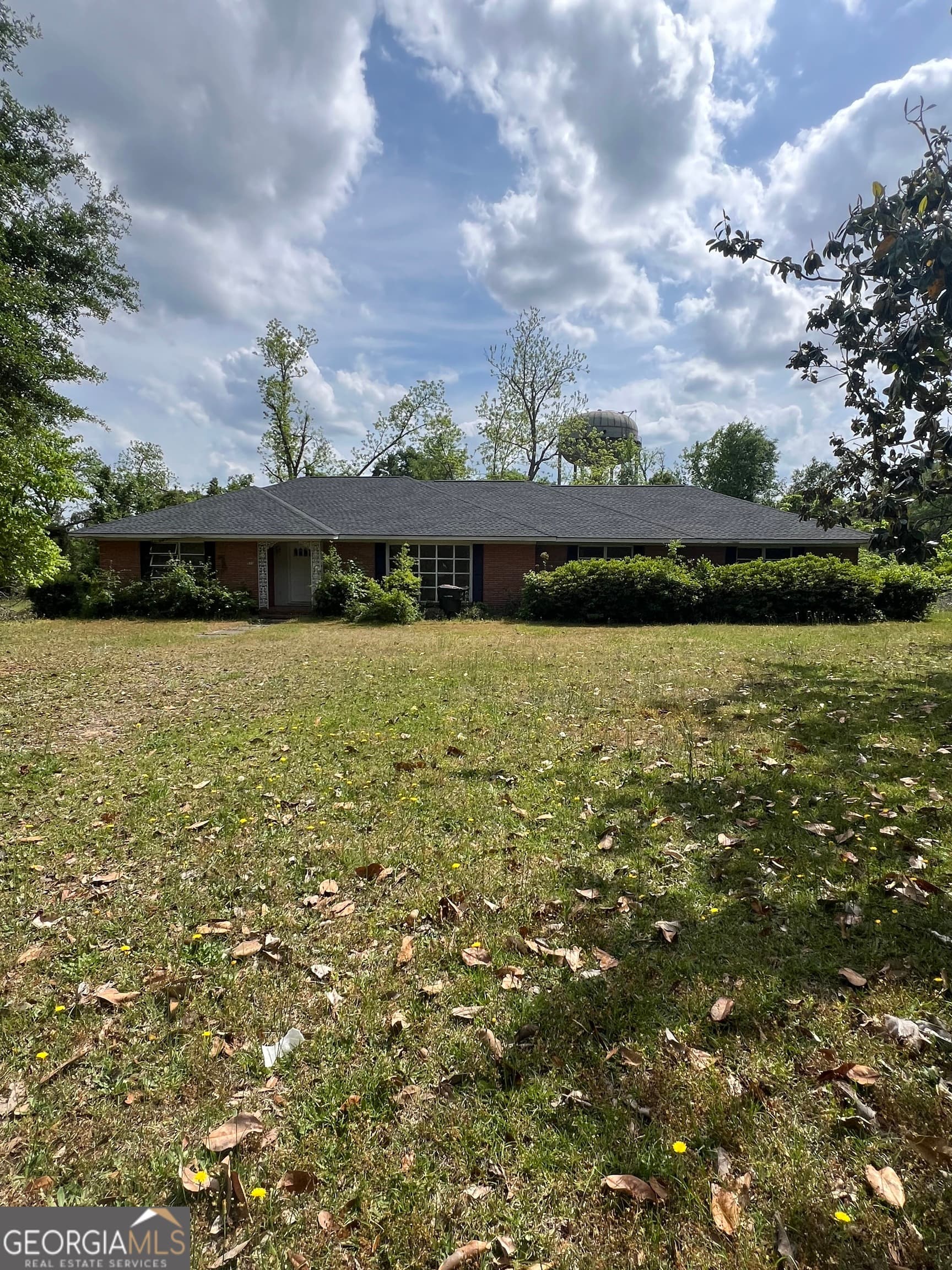 3 bedroom, 2 bathroom, 2,031 sq ft single family residence sold at 539 Calhoun Street, Swainsboro, GA 30401
