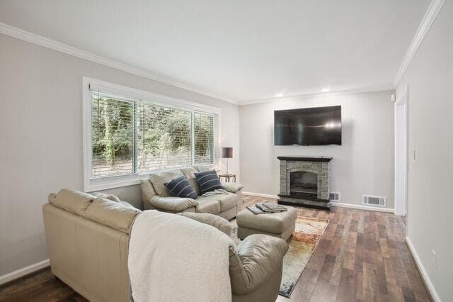 3 bedroom, 1.5 bathroom, 1,815 sq ft single family residence for rent at 1860 Sandtown Road, Atlanta, GA 30311 for $2,950 a month — photo 3