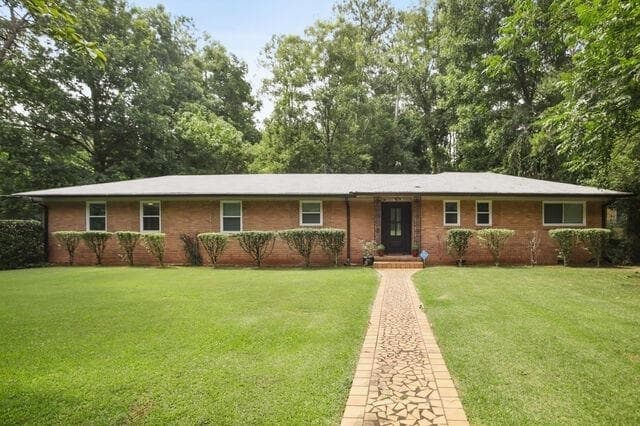 3 bedroom, 1.5 bathroom, 1,815 sq ft single family residence for rent at 1860 Sandtown Road, Atlanta, GA 30311 for $2,950 a month — photo 1 of 15