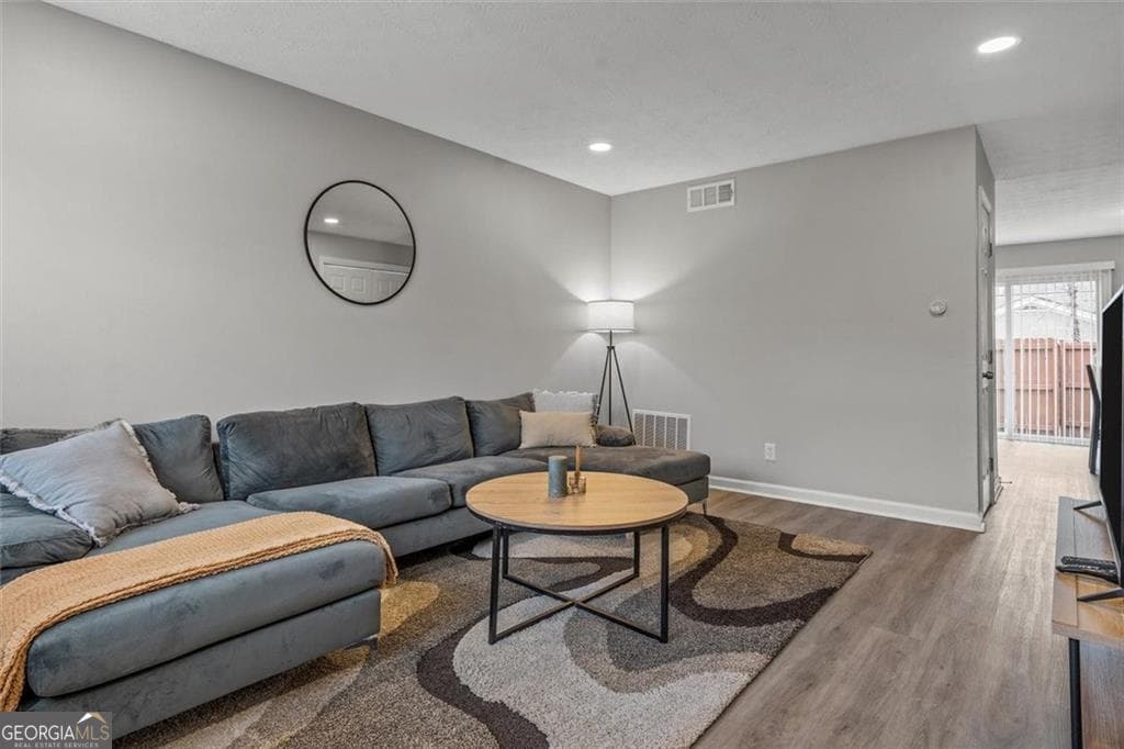 multi family for sale at 1749 Hawthorne Avenue, College Park, GA 30337 — photo 7