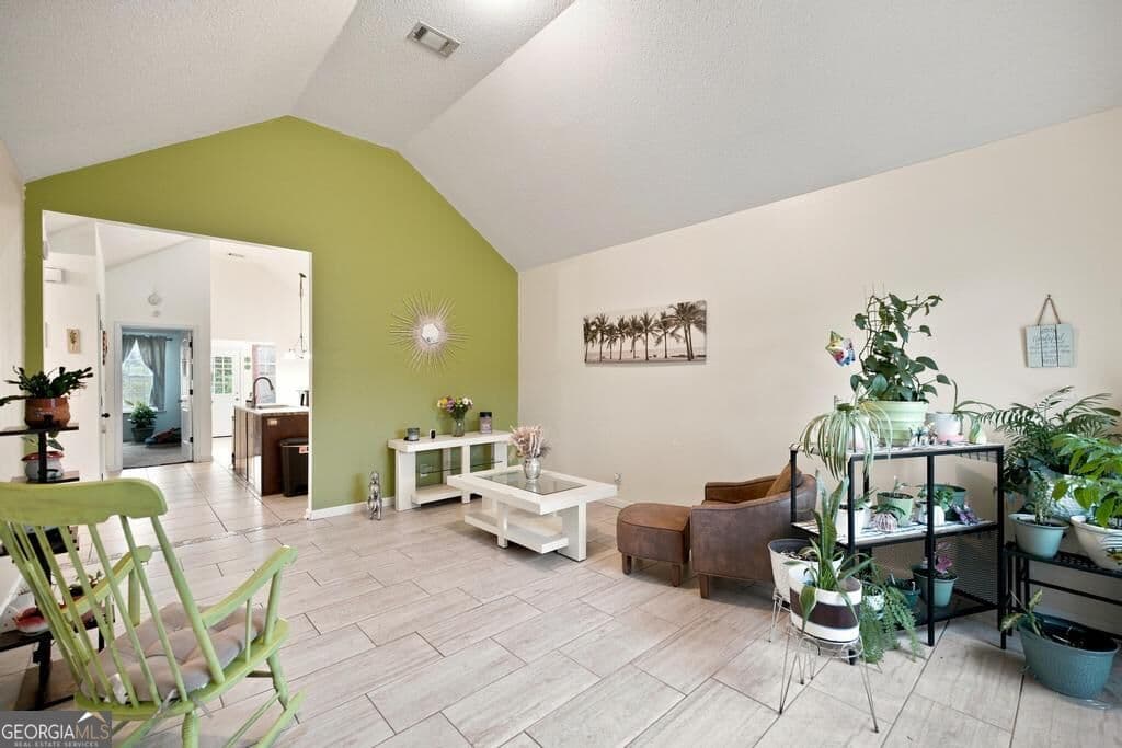 3 bedroom, 2 bathroom, 1,292 sq ft single family residence for sale at 419 Bob White Road, Macon, GA 31216 — photo 7