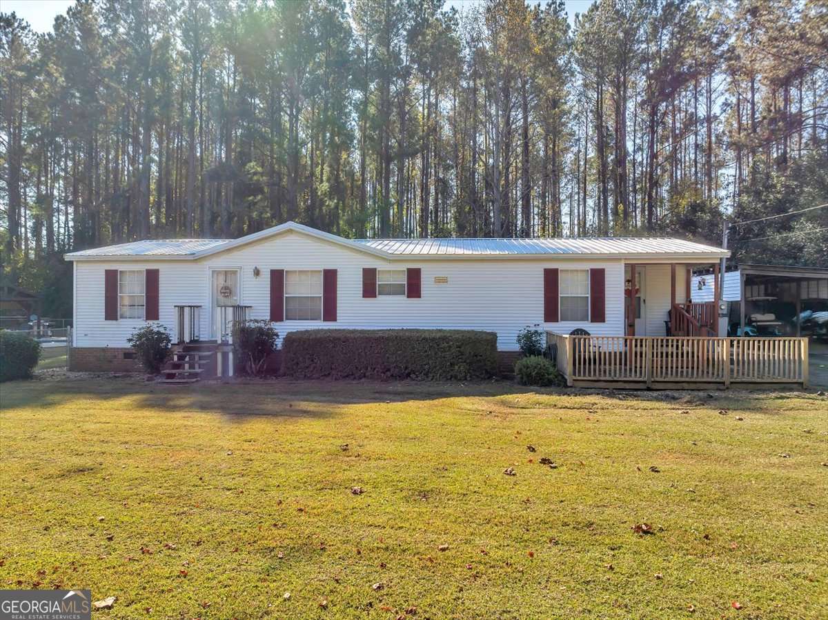 3 bedroom, 2 bathroom, 1,568 sq ft manufactured home,mobile home sold at 158 Tommy Warren Drive, Cobb, GA 31735