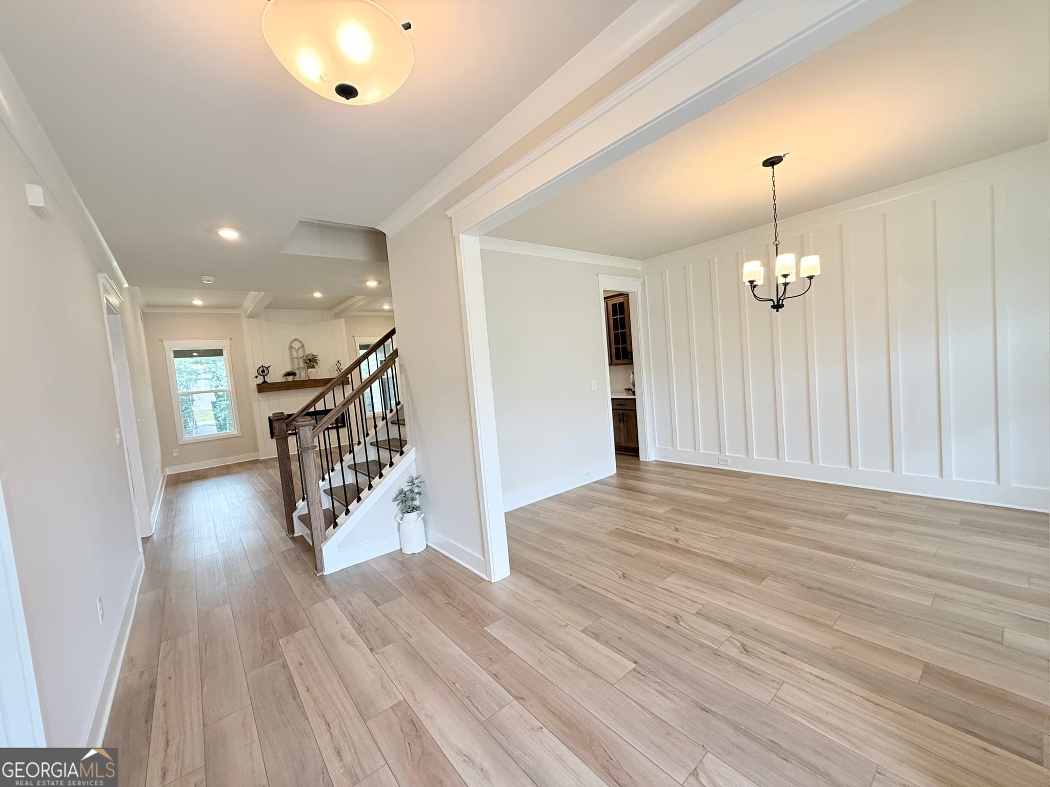5 bedroom, 4 bathroom, 3,530 sq ft single family residence for sale at 5275 Baymont Drive, Gainesville, GA 30507 — photo 8