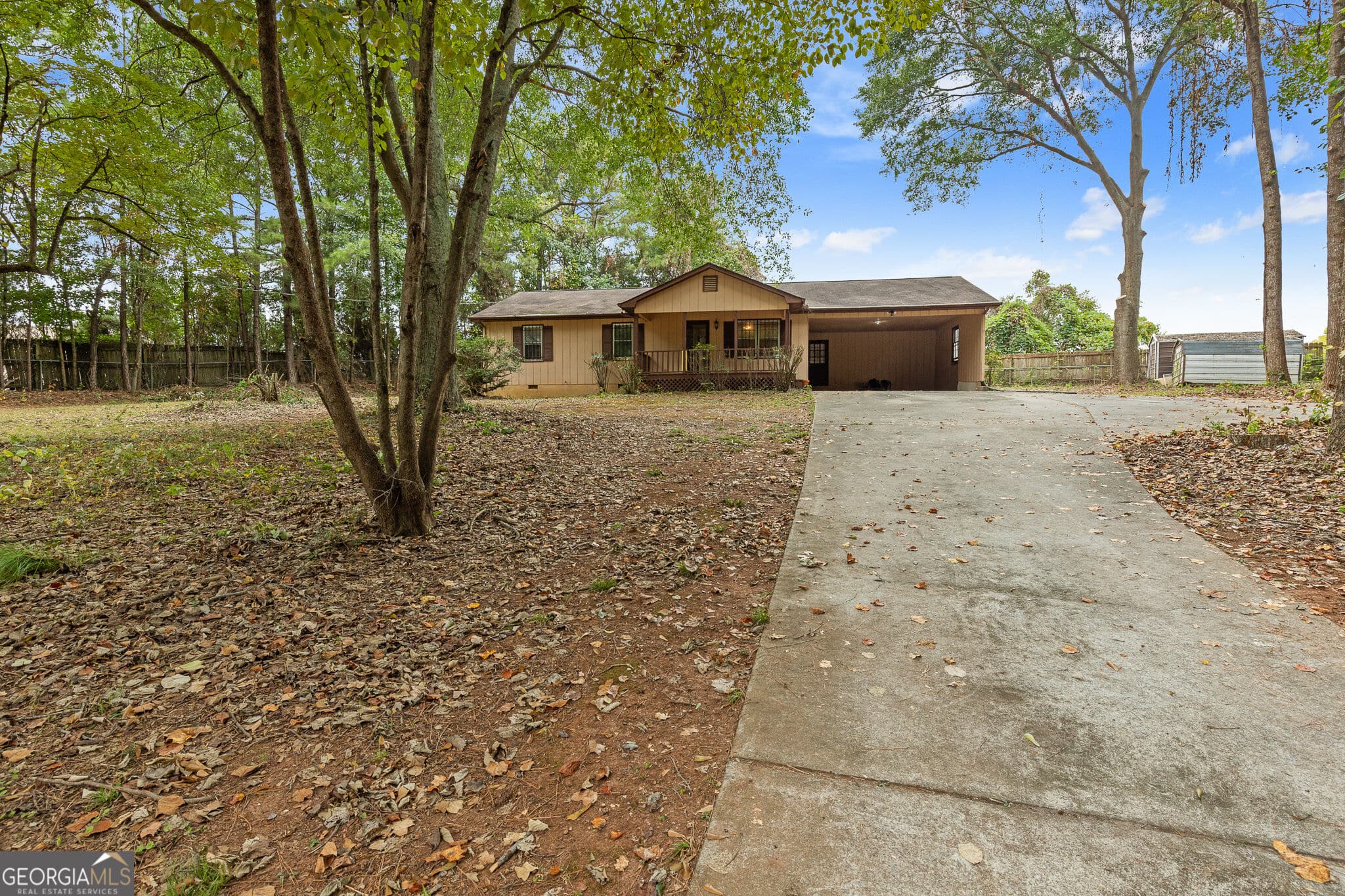 3 bedroom, 2 bathroom, 1,378 sq ft single family residence for sale at 4480 Mcclure Road, Acworth, GA 30101 — photo 1 of 42