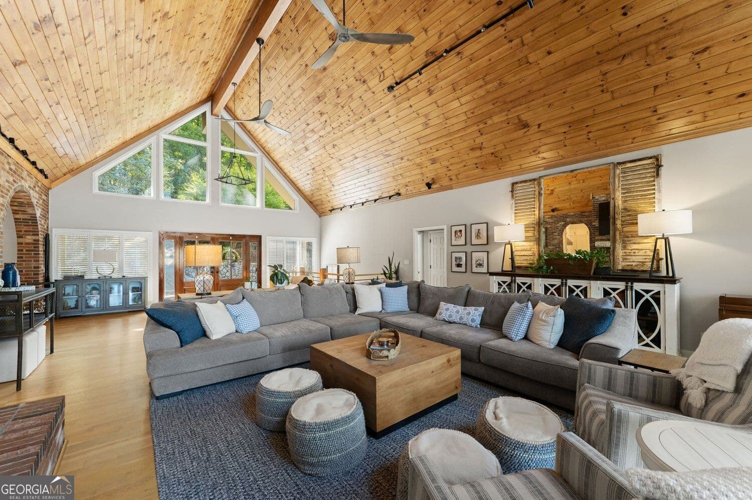 6 bedroom, 4 bathroom, 4,614 sq ft single family residence for sale at 91 Chestatee View Place, Dawsonville, GA 30534 — photo 6