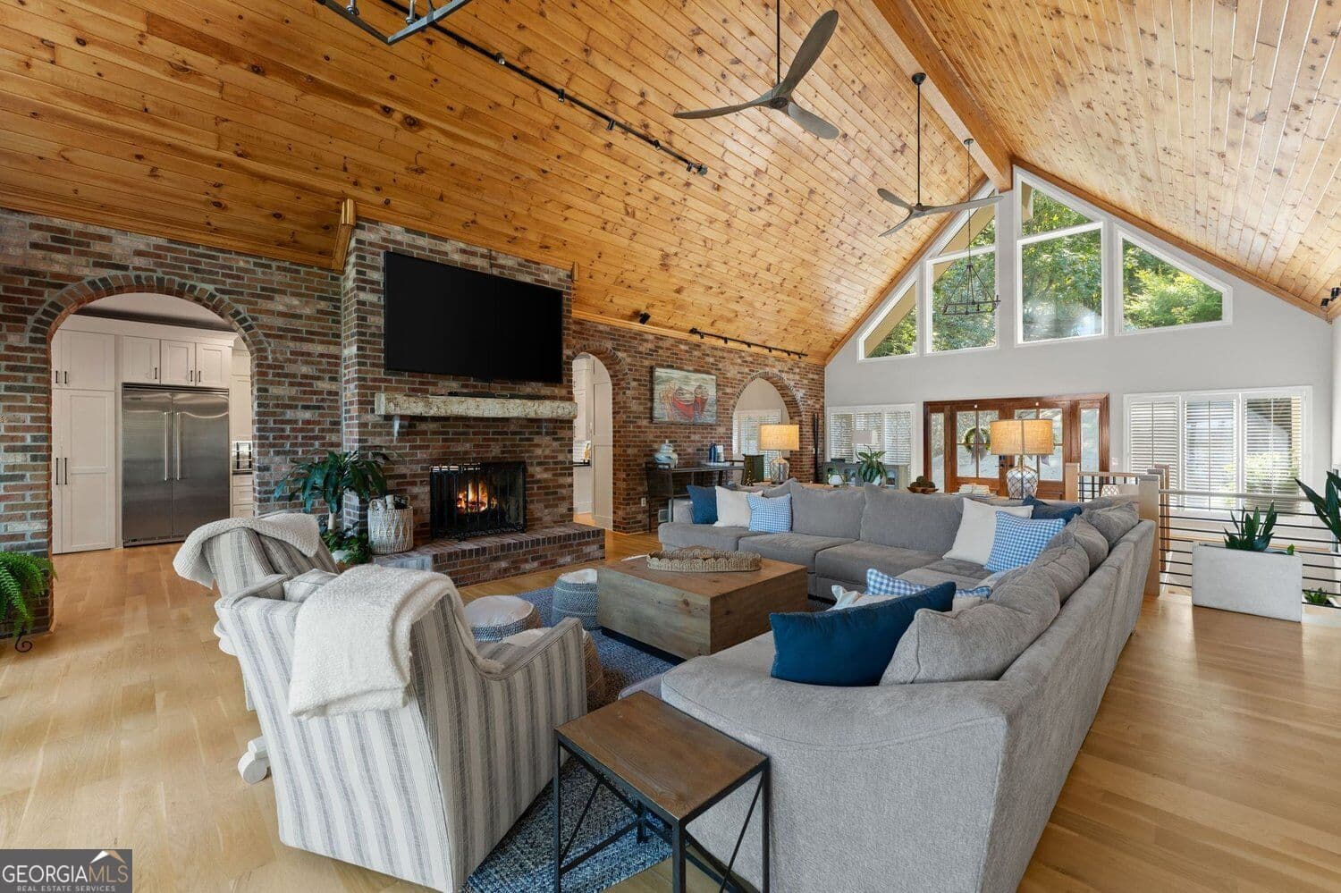 6 bedroom, 4 bathroom, 4,614 sq ft single family residence for sale at 91 Chestatee View Place, Dawsonville, GA 30534 — photo 7