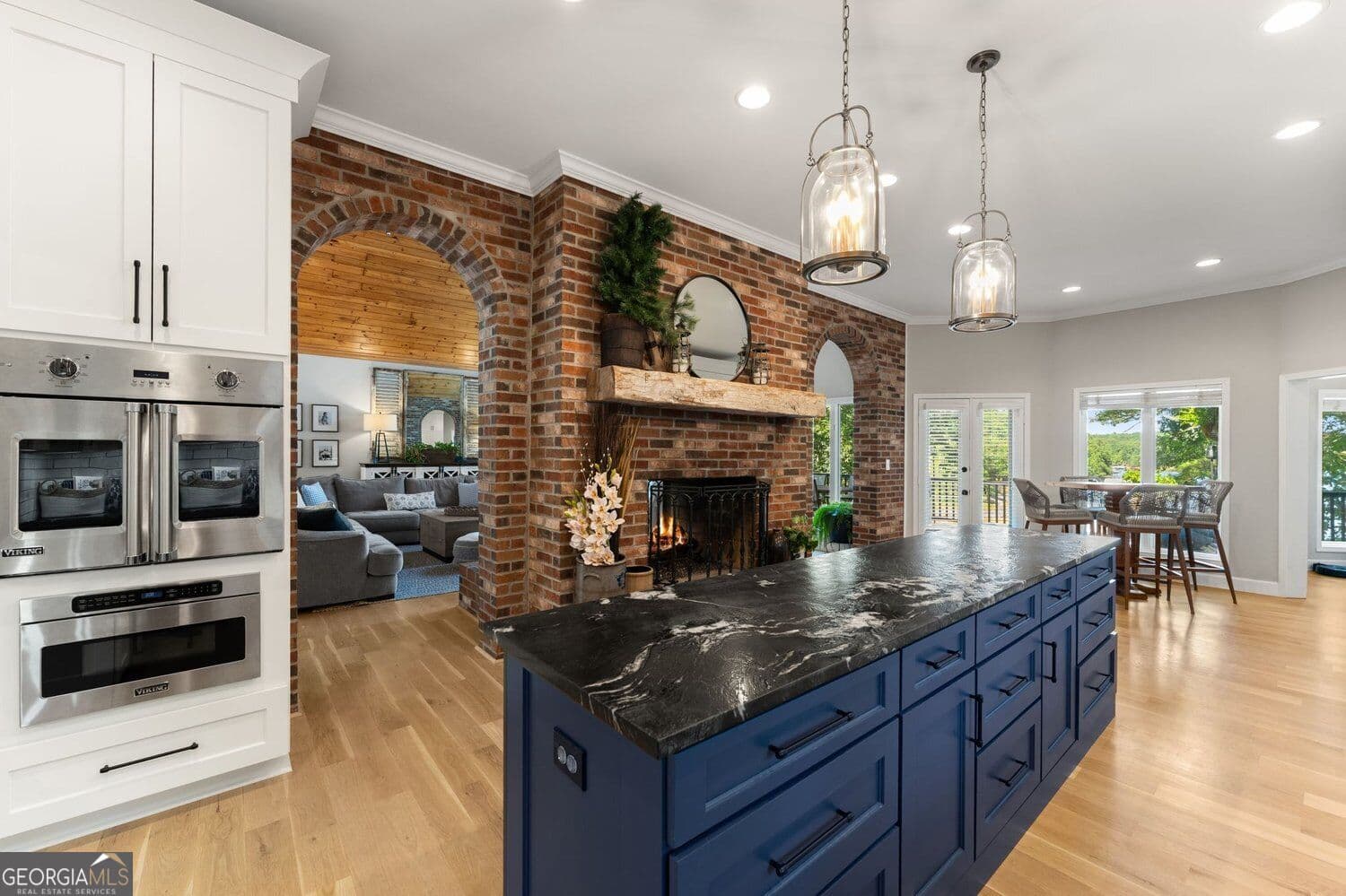 6 bedroom, 4 bathroom, 4,614 sq ft single family residence for sale at 91 Chestatee View Place, Dawsonville, GA 30534 — photo 5