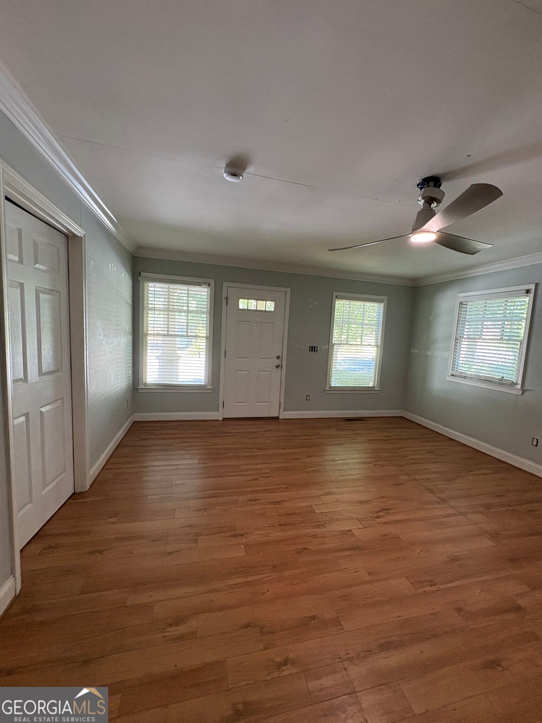 3 bedroom, 2 bathroom, 1,644 sq ft single family residence for sale at 748 North Avenue, Atlanta, GA 30354 — photo 2