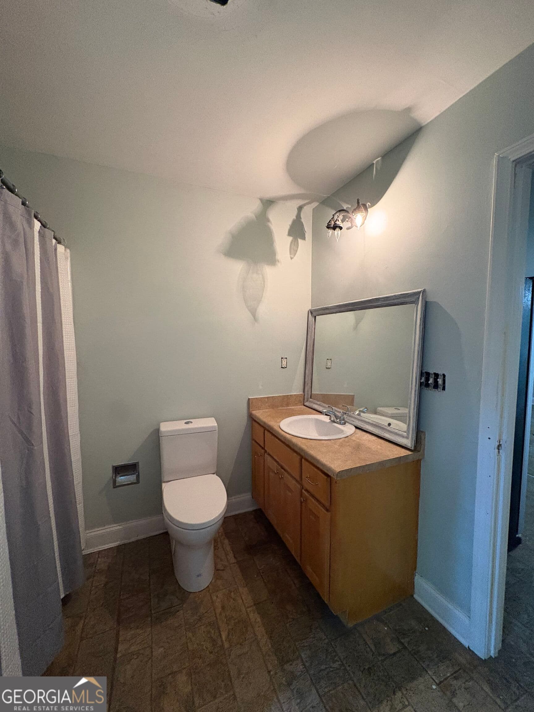 3 bedroom, 2 bathroom, 1,644 sq ft single family residence for sale at 748 North Avenue, Atlanta, GA 30354 — photo 5