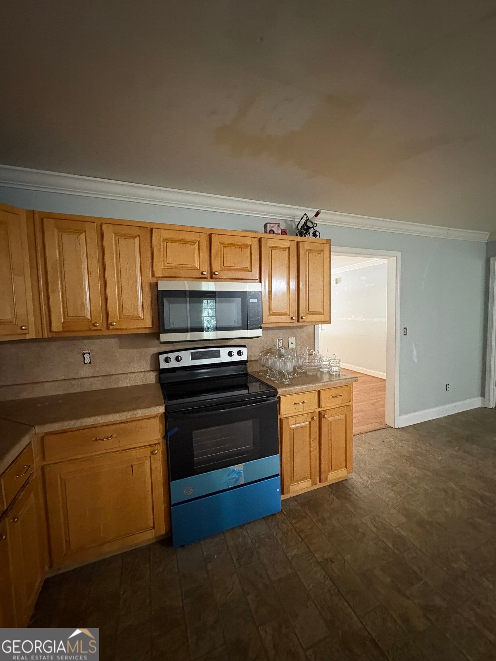 3 bedroom, 2 bathroom, 1,644 sq ft single family residence for sale at 748 North Avenue, Atlanta, GA 30354 — photo 9