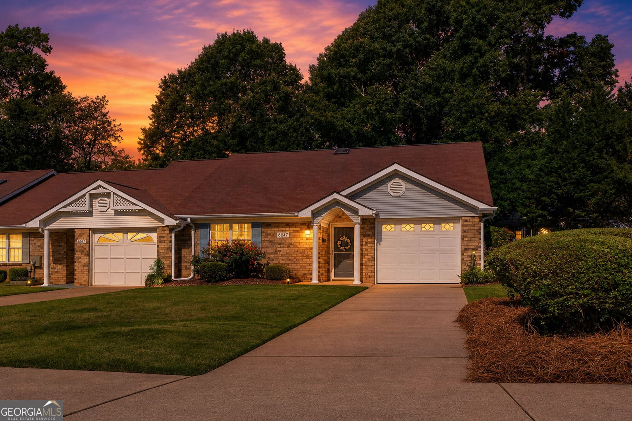 2 bedroom, 2 bathroom, 1,220 sq ft single family residence sold at 6847 Oak View Court, Riverdale, GA 30274