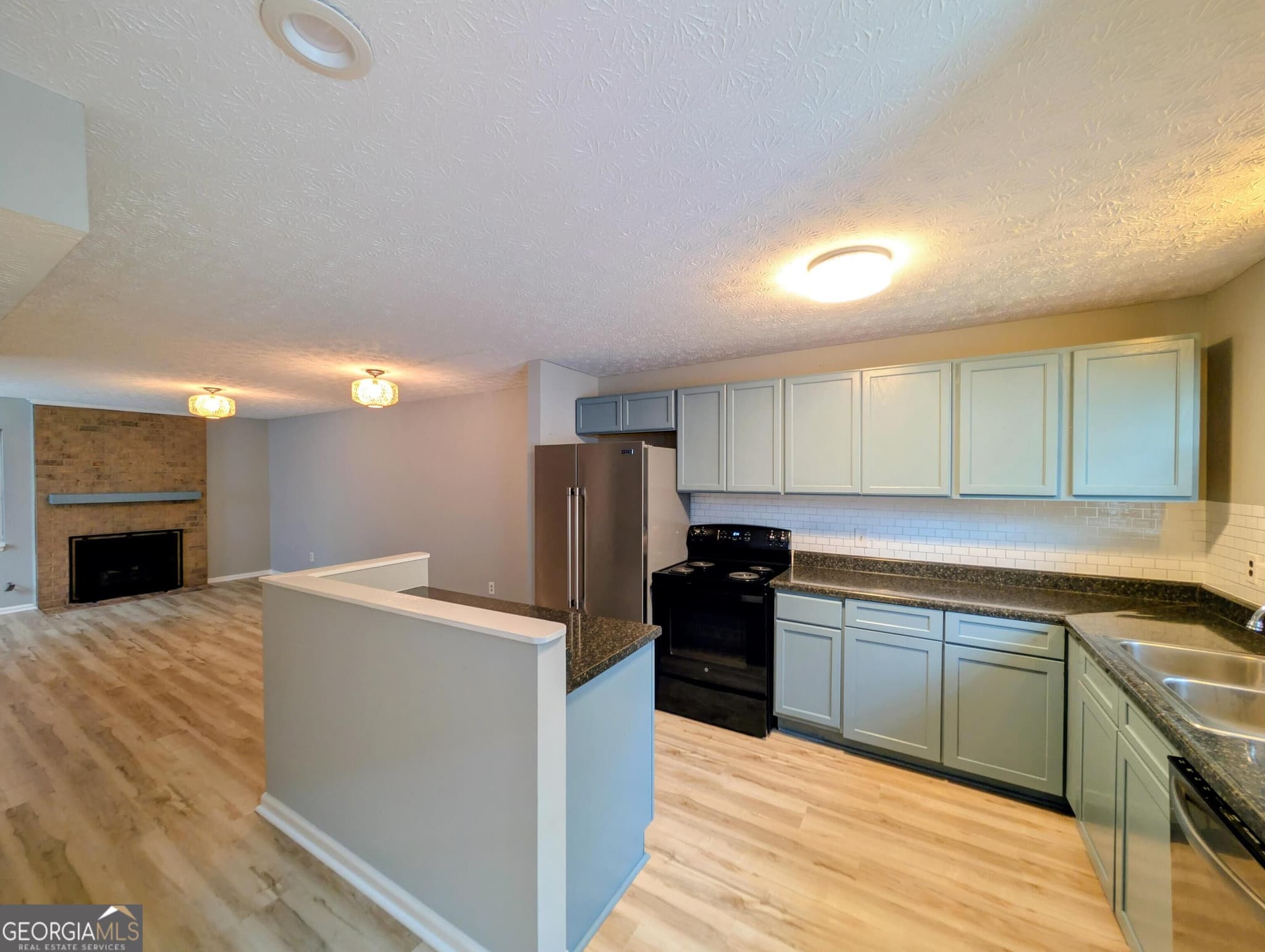 2 bedroom, 2 bathroom, 1,088 sq ft townhouse for sale at 202 Sleepy Creek Drive, Athens, GA 30606 — photo 5