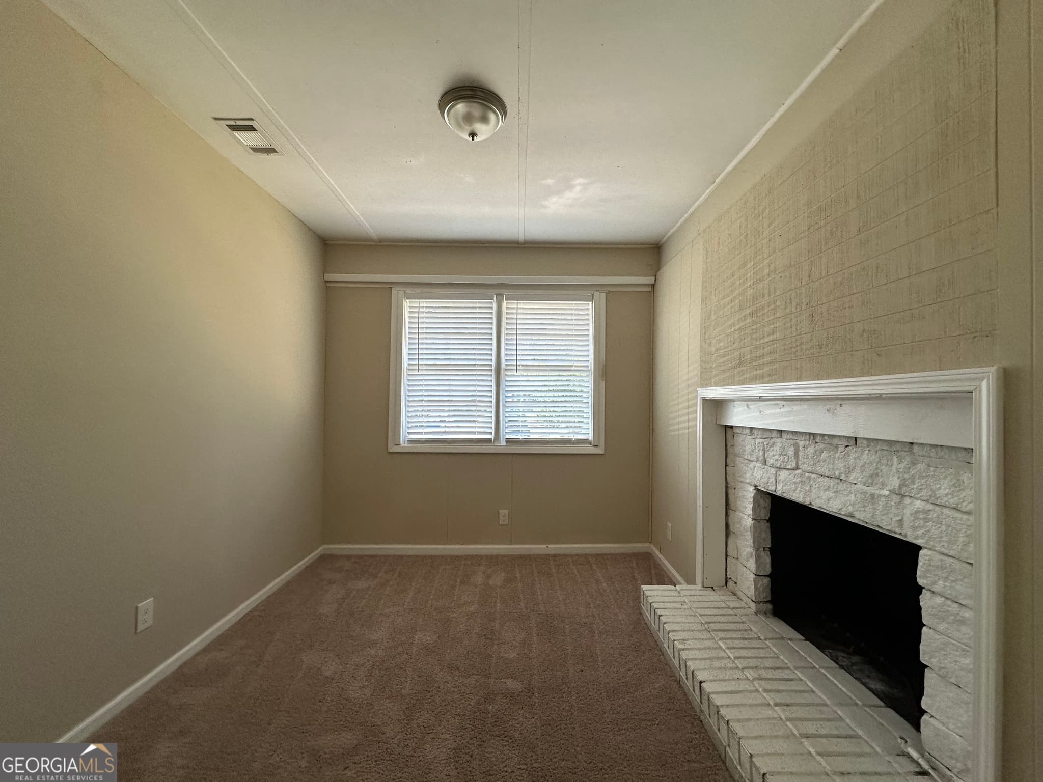 4 bedroom, 2 bathroom, 1,294 sq ft single family residence for sale at 1581 Hollyhock Terrace, Decatur, GA 30032 — photo 7