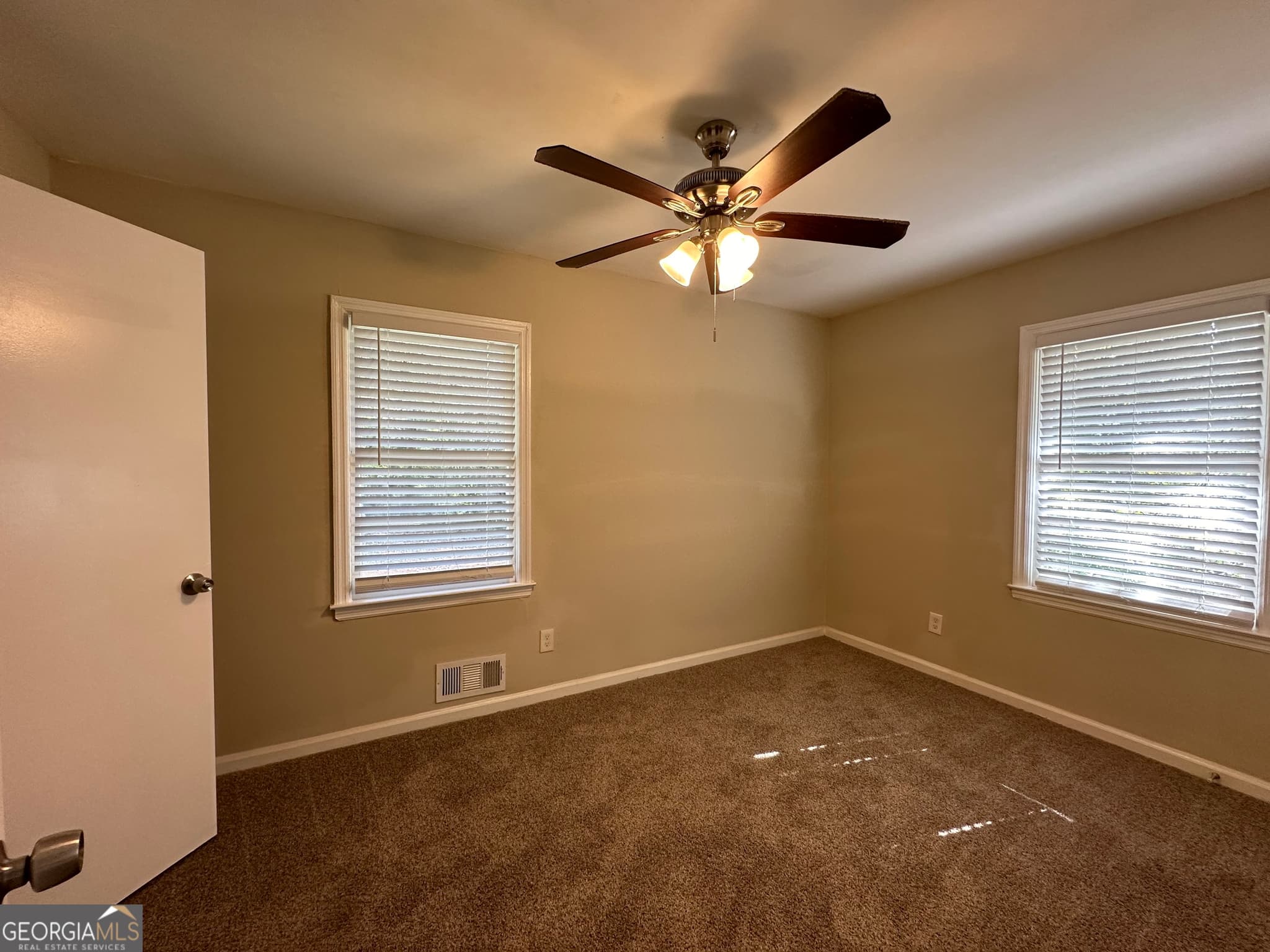 4 bedroom, 2 bathroom, 1,294 sq ft single family residence for sale at 1581 Hollyhock Terrace, Decatur, GA 30032 — photo 10