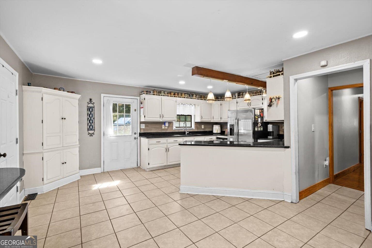 3 bedroom, 2 bathroom, 1,888 sq ft single family residence for sale at 1117 Boss Road, Chickamauga, GA 30707 — photo 6