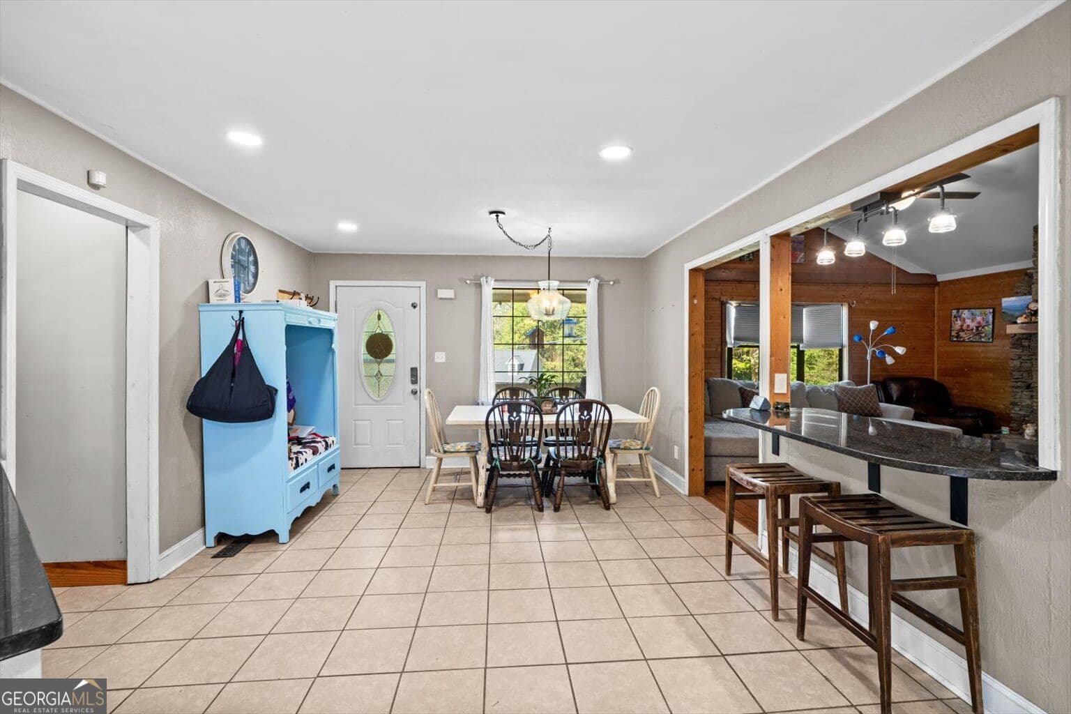 3 bedroom, 2 bathroom, 1,888 sq ft single family residence for sale at 1117 Boss Road, Chickamauga, GA 30707 — photo 5
