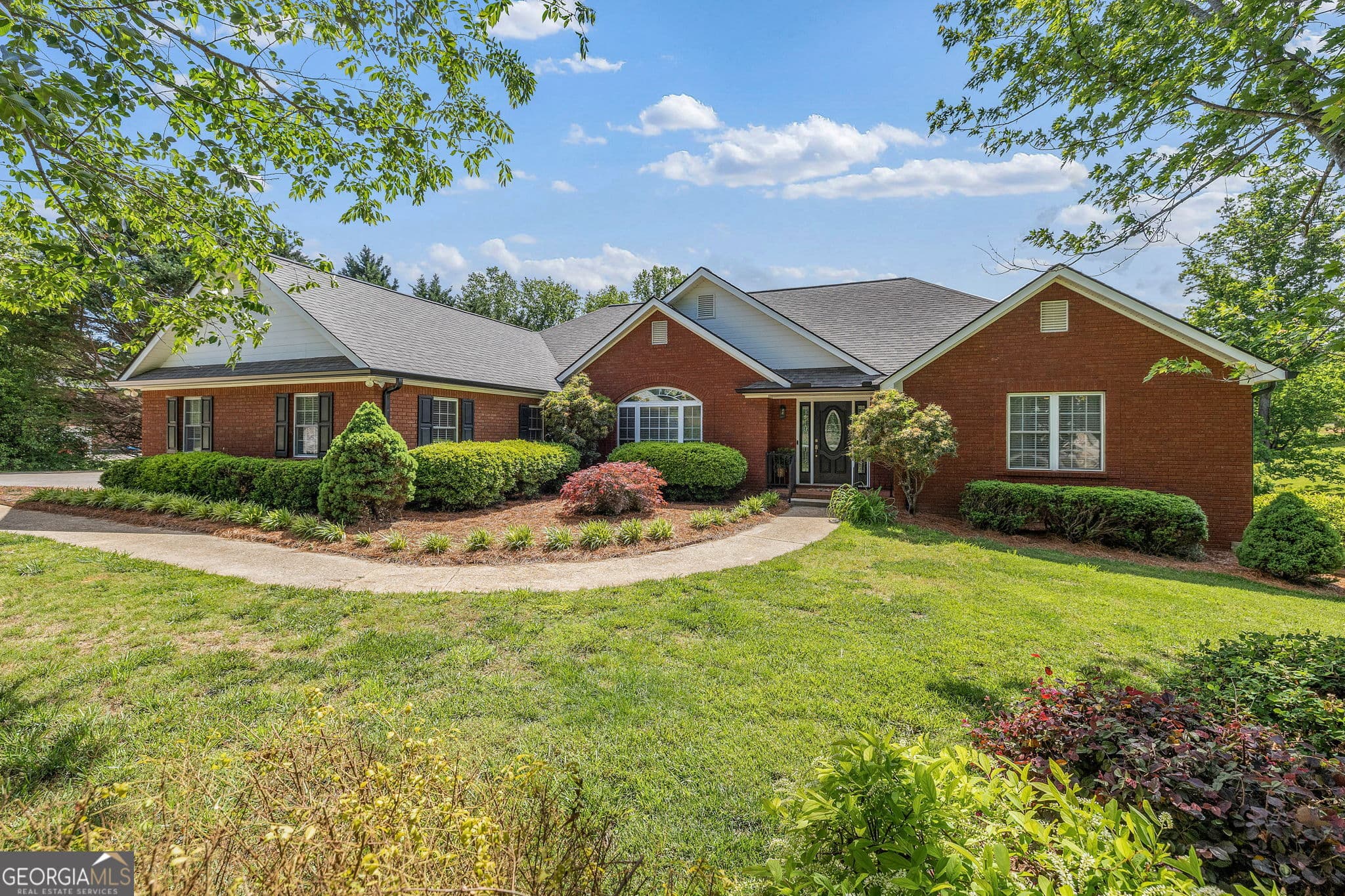 4 bedroom, 3.5 bathroom, 4,072 sq ft single family residence sold at 204 Windrose Meadow Lane, Clarkesville, GA 30523