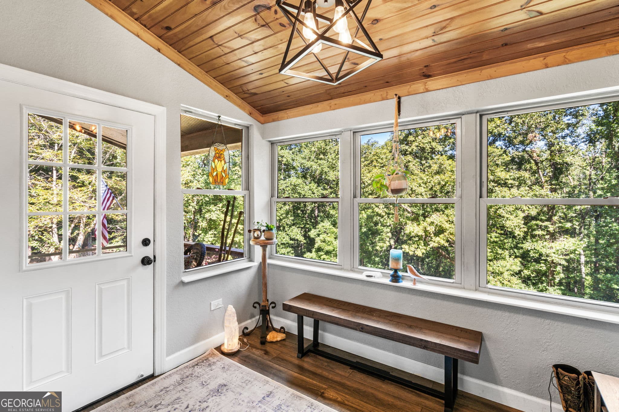 2 bedroom, 2 bathroom single family residence under contract at 566 Old Cherry Mountain Trail, Hayesville, NC 28904 — photo 6